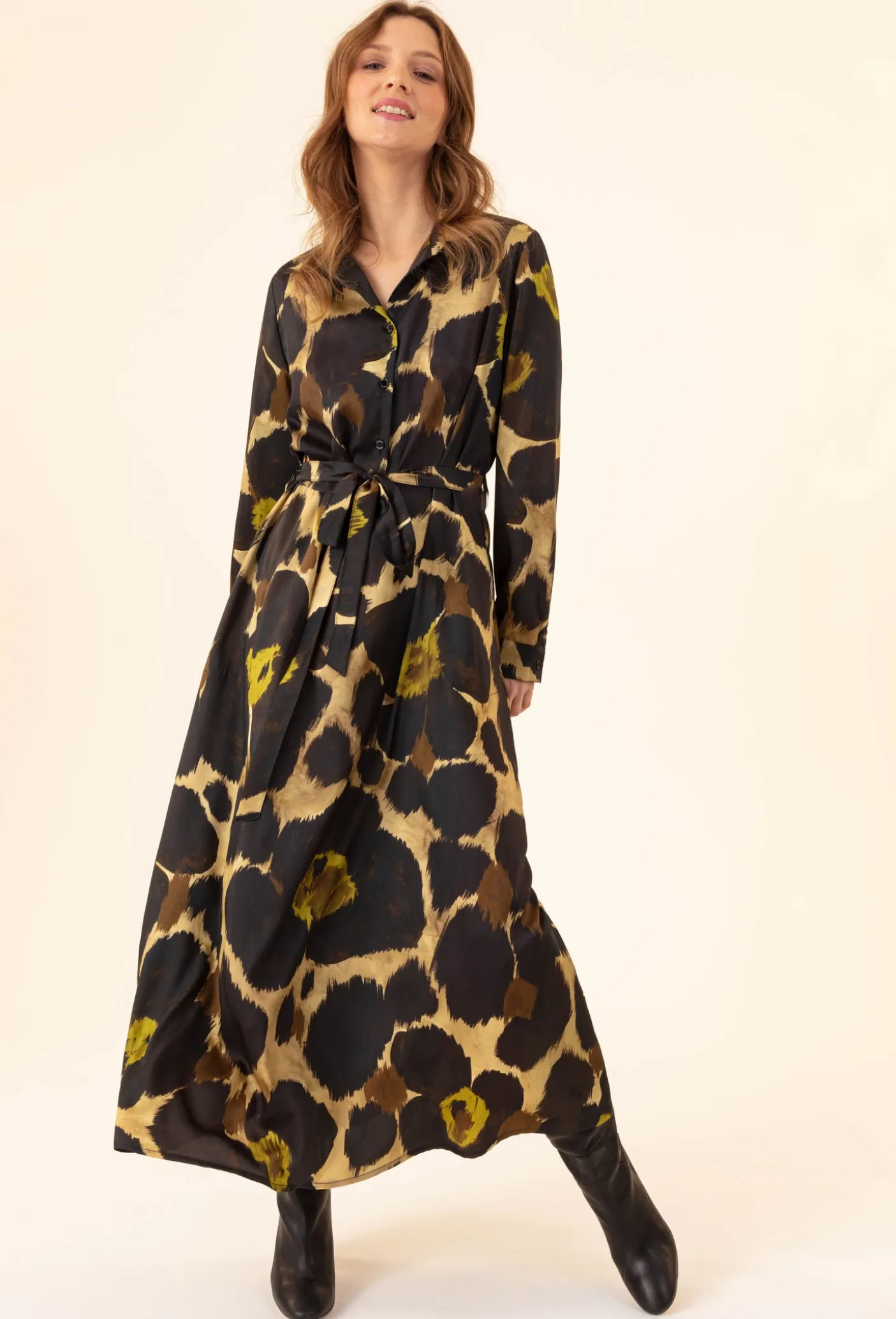 Robe DYLLA
