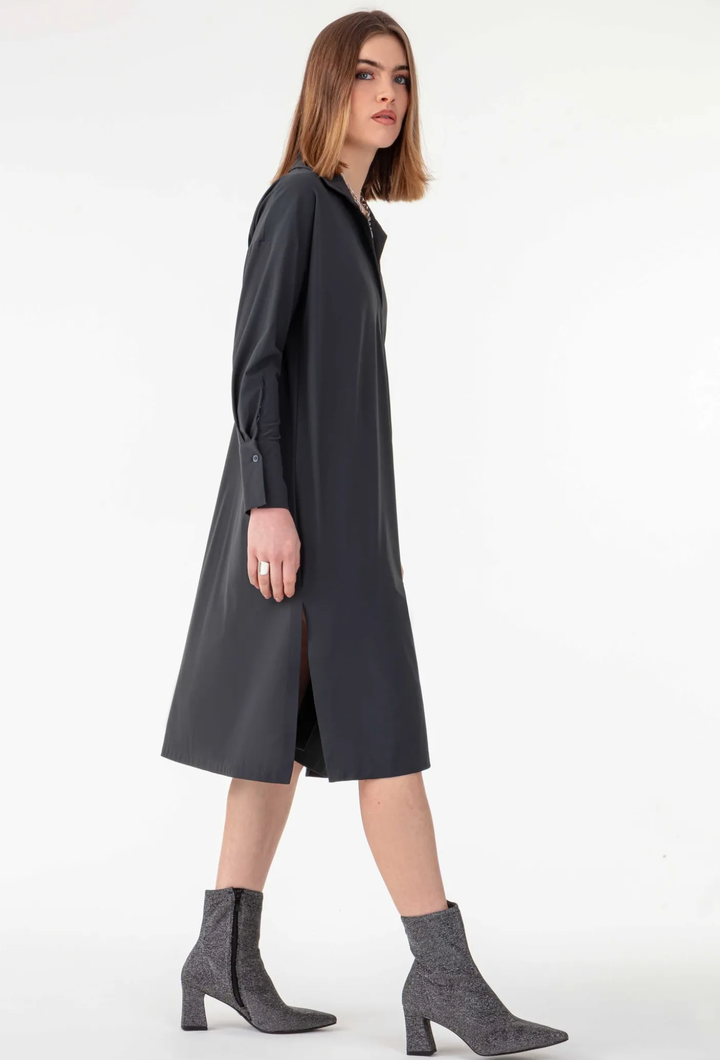ROBE EMRYS