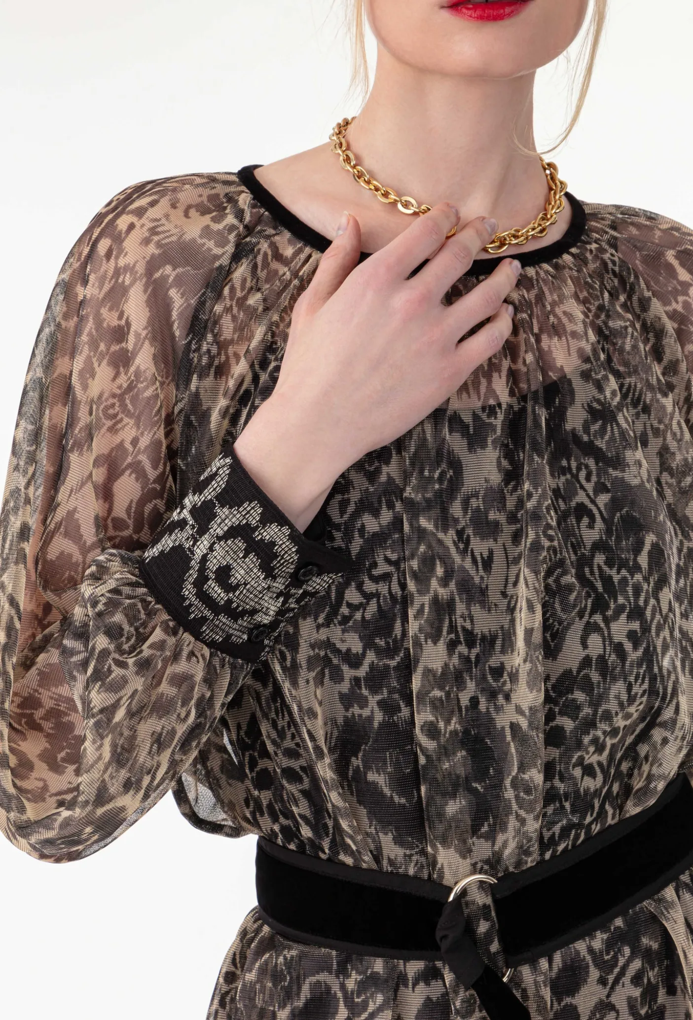 Robe PETRA